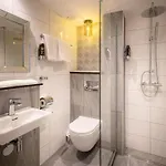 Oscar Hotel 3*