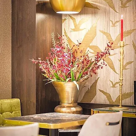 Hotel Oscar 3*